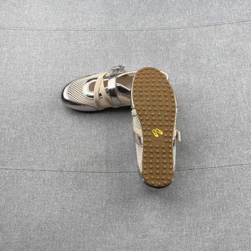 새로운 스플라이싱 우븐 홀로우 스니커즈 2026 봄/여 - Slingback Pumps Women 리뷰 및 가격